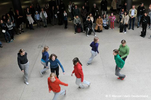 Das Bild wird geladen...