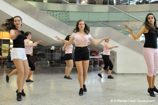 Das Bild wird geladen...